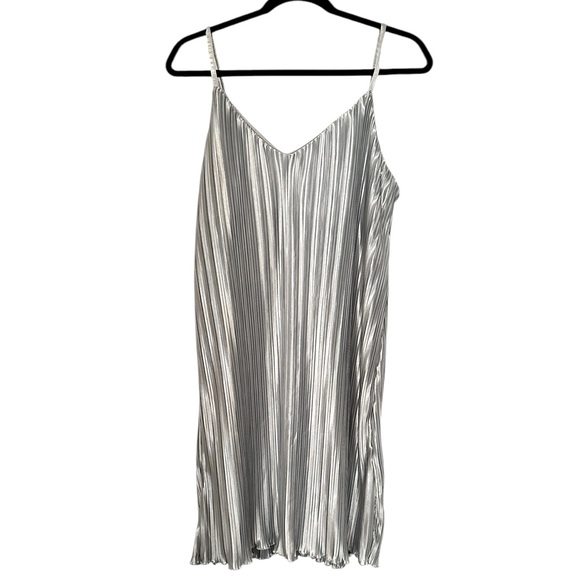RACHEL ZOE silver pleated spaghetti strap mini dress size Medium - Picture 2 of 8